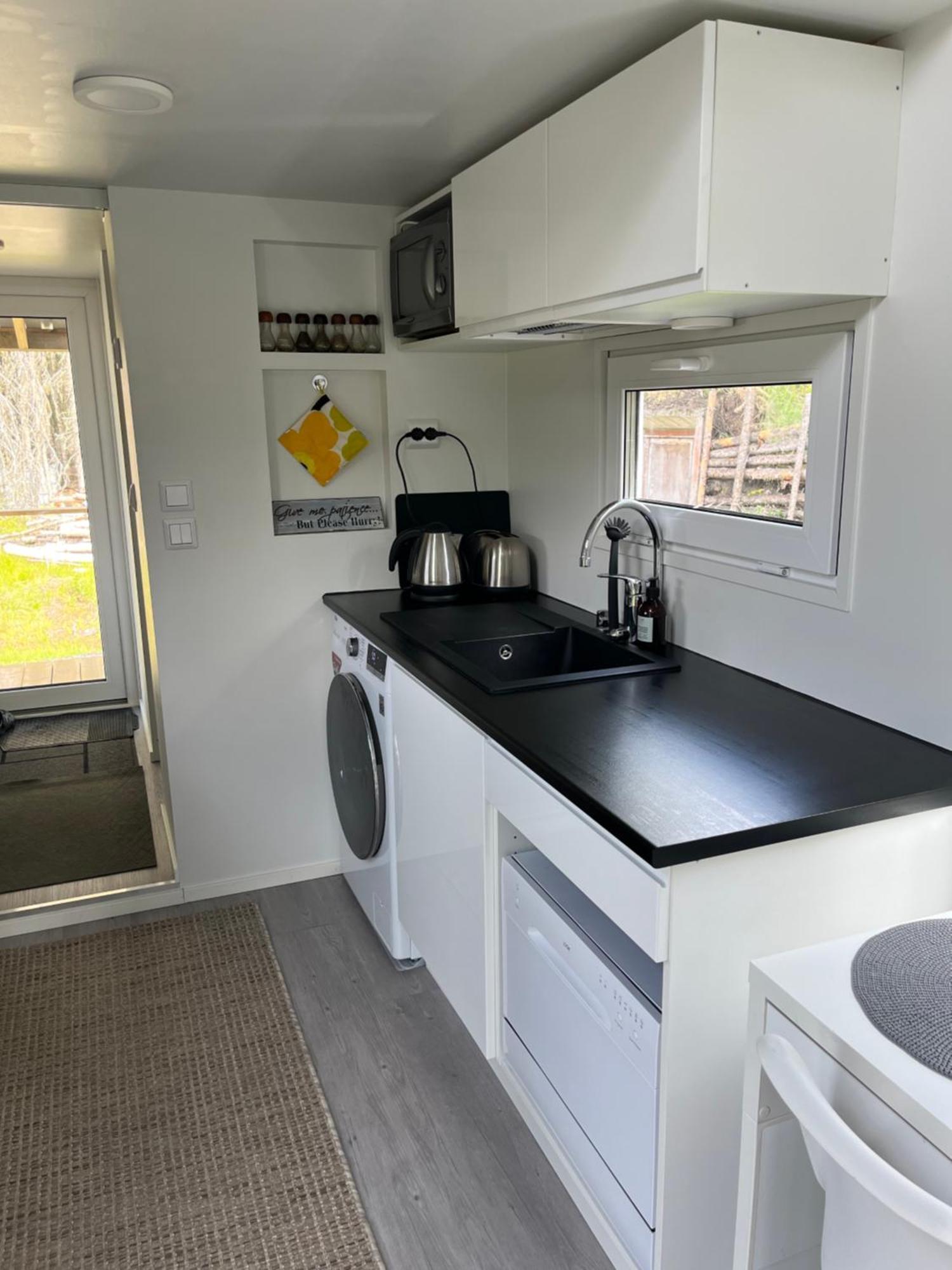 הוילה טורניו Luxus Tiny House Saagala מראה חיצוני תמונה